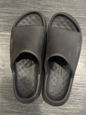 Nike Black Slip-On Slide Sandals